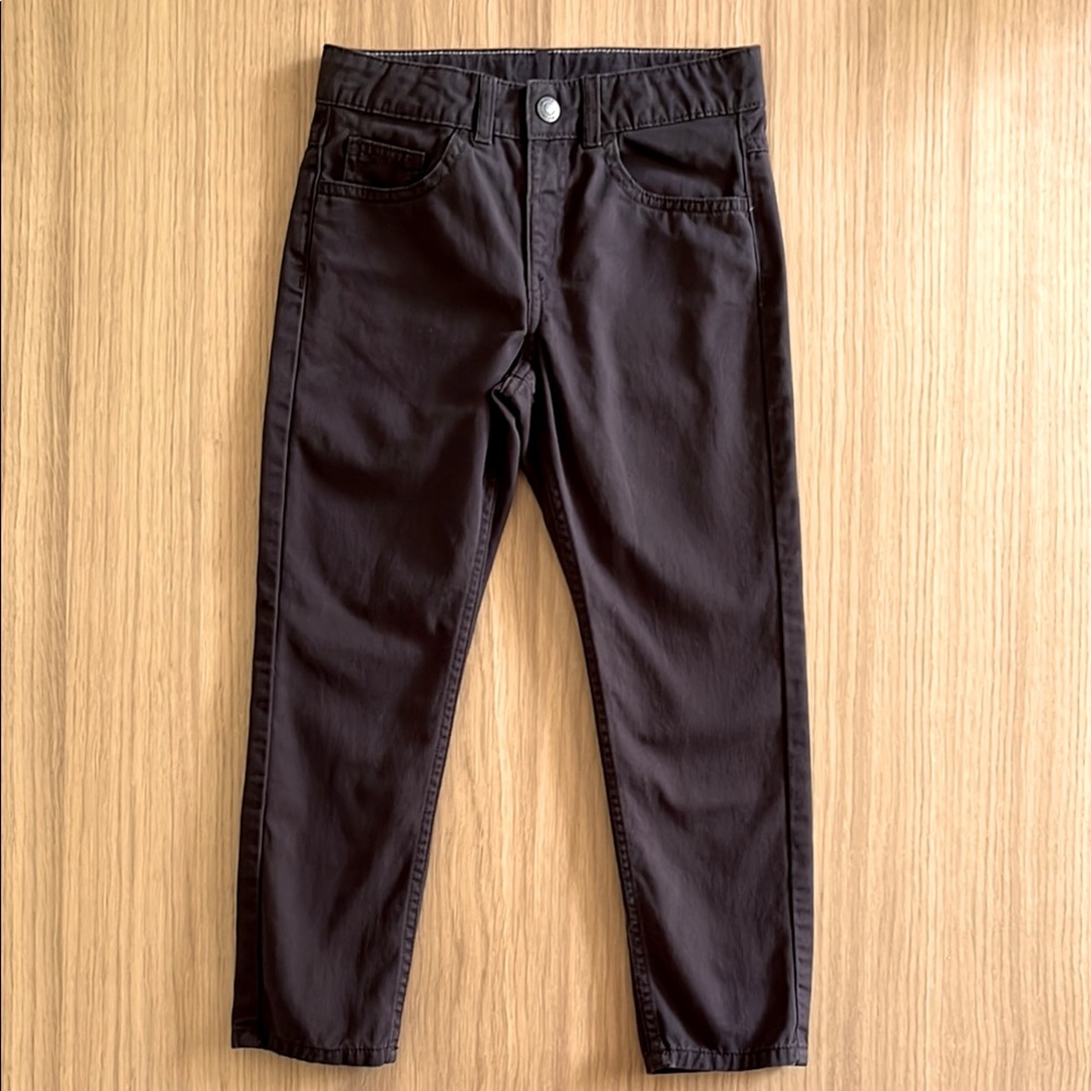 H&M, relaxed fit cotton twill pants, black size 6